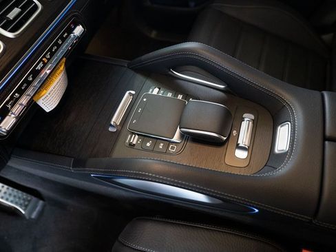 New 2026 Mercedes-Benz GLS 450 4MATIC image 17