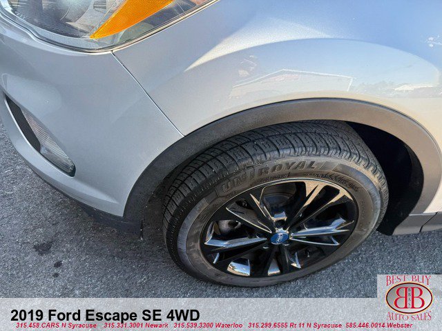 Used 2019 Ford Escape SE AWD/4WD image 9