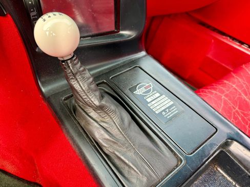 Used 1995 Chevrolet Corvette Coupe image 52