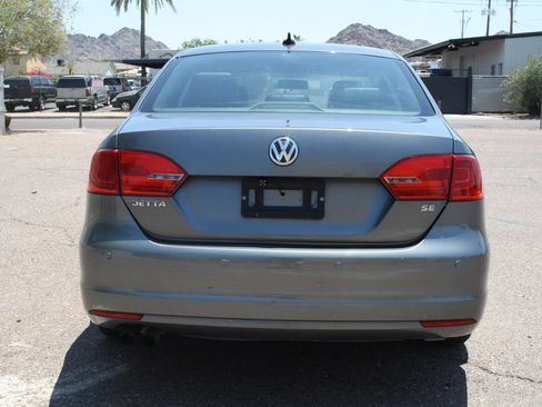 Used 2014 Volkswagen Jetta SE FWD image 5