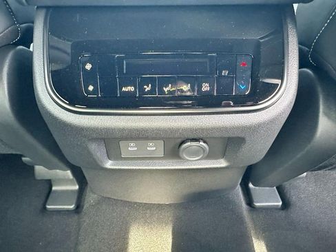 New 2026 Nissan Armada PRO-4X w/ Captain's Chari Seat Package AWD/4WD image 5