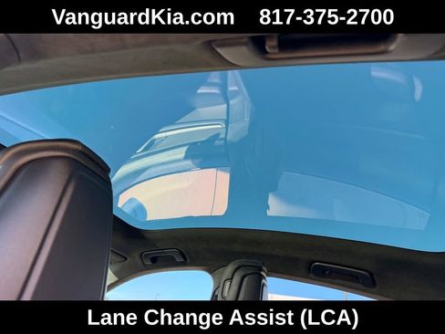 Used 2020 Porsche Taycan Turbo S image 28