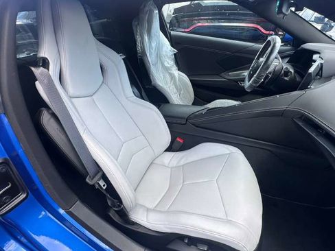 Used 2021 Chevrolet Corvette Stingray Coupe w/ Z51 Performance Package RWD image 11
