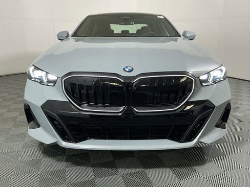 Certified 2026 BMW 540i xDrive w/ Executive Package AWD/4WD image 3
