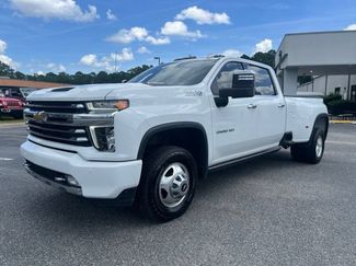 Used 2022 Chevrolet Silverado 3500 High Country w/ LPO, Hitch Package AWD/4WD video 1