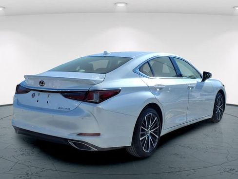 Certified 2023 Lexus ES 350 w/ Premium Package image 6