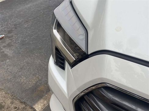 Used 2023 Toyota Sequoia Limited image 10