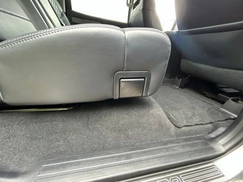 Used 2019 Toyota Tundra Platinum AWD/4WD image 54