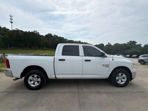 Used 2023 RAM 1500 Classic SLT w/ Electronics Group AWD/4WD image 30