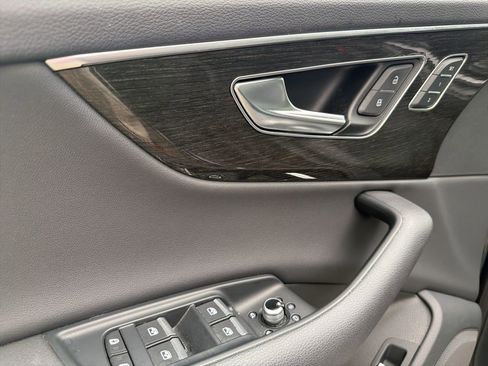 Used 2022 Audi Q7 3.0T Premium image 17