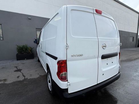 Used 2017 Nissan NV200 S w/ Cruise Control Package FWD image 3