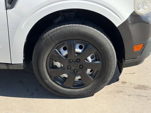 Used 2022 Ford Maverick XL image 8