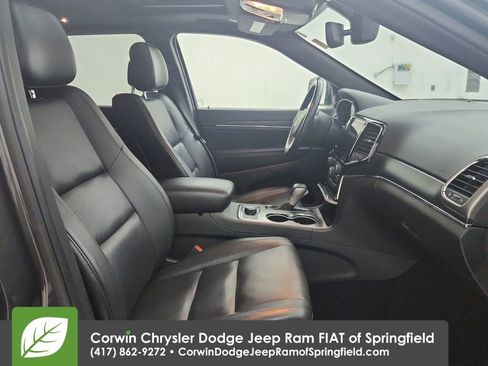 Used 2019 Jeep Grand Cherokee Limited w/ Trailer Tow Group IV AWD/4WD image 32