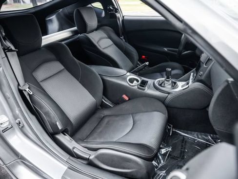 Used 2013 Nissan 370Z Coupe RWD image 62