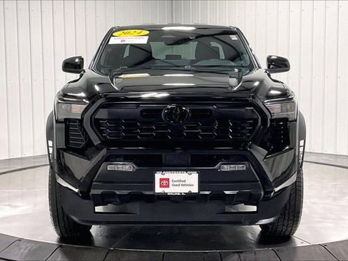 Certified 2024 Toyota Tacoma TRD Off-Road image 2