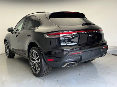 Used 2026 Porsche Macan AWD/4WD image 3