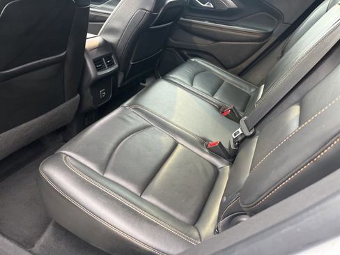 Used 2019 GMC Terrain SLT image 30