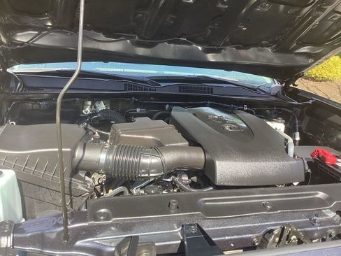 Used 2023 Toyota Tacoma SR5 image 22