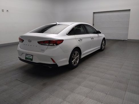 Used 2018 Hyundai Sonata Limited FWD image 9