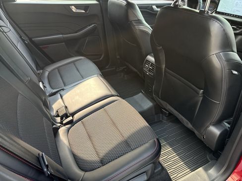 Used 2024 Ford Escape ST-Line Select w/ Tech Pack #1 AWD/4WD image 29