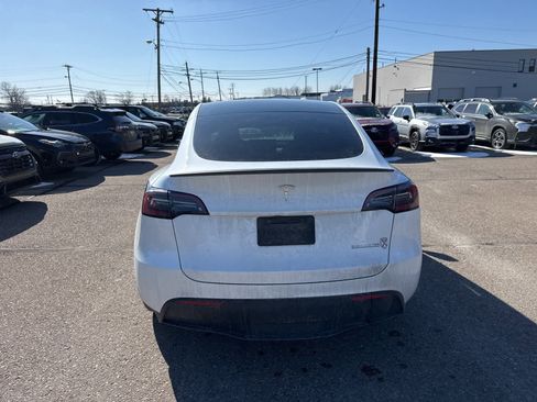 Used 2023 Tesla Model Y Performance image 7