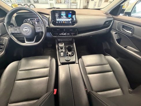 Used 2023 Nissan Rogue SL AWD/4WD image 11