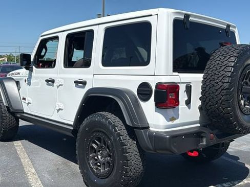 Used 2021 Jeep Wrangler Unlimited Rubicon w/ Xtreme Recon 35" Tire Package AWD/4WD image 5