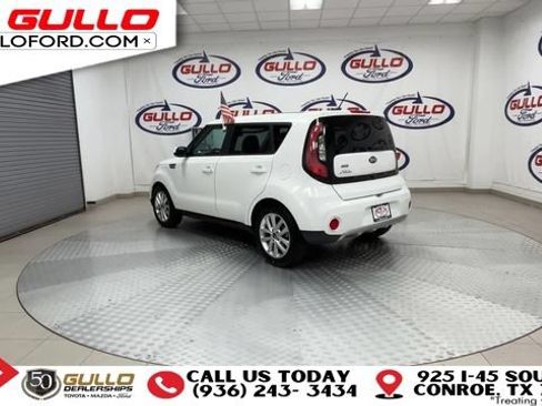 Used 2017 Kia Soul + FWD image 6