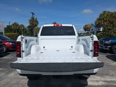 New 2026 RAM 2500 Big Horn AWD/4WD image 12