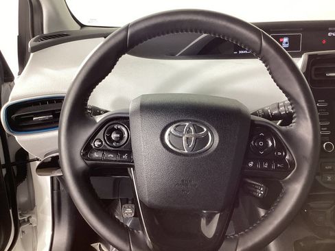 Used 2022 Toyota Prius XLE FWD image 15