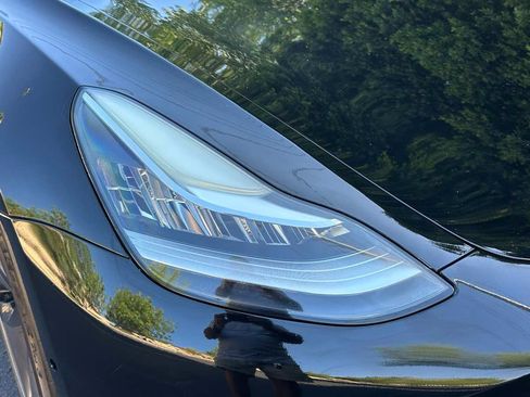 Used 2018 Tesla Model 3 Long Range RWD image 44