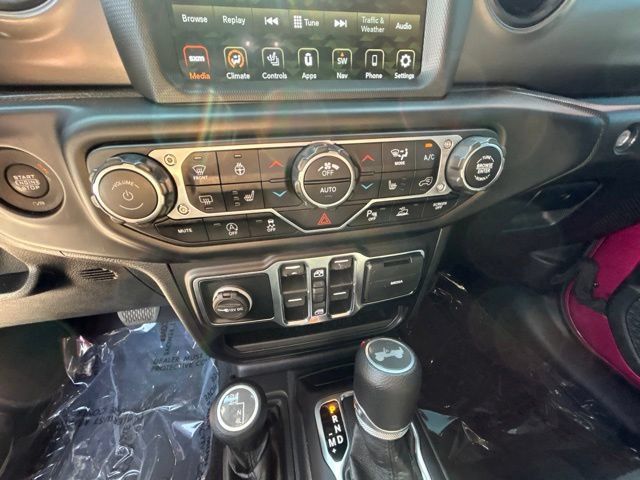Used 2021 Jeep Wrangler Unlimited Sport AWD/4WD image 25