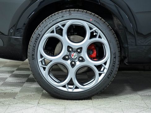 New 2024 Alfa Romeo Tonale Ti image 31