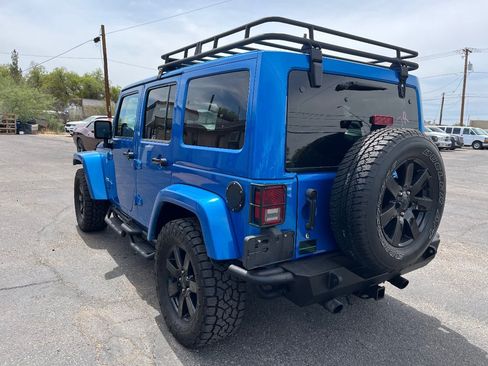 Used 2014 Jeep Wrangler Unlimited Sahara AWD/4WD image 5