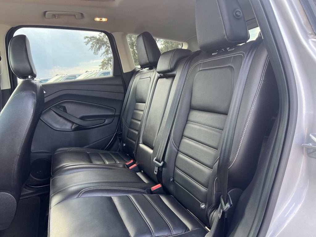 Used 2019 Ford Escape Titanium AWD/4WD image 21