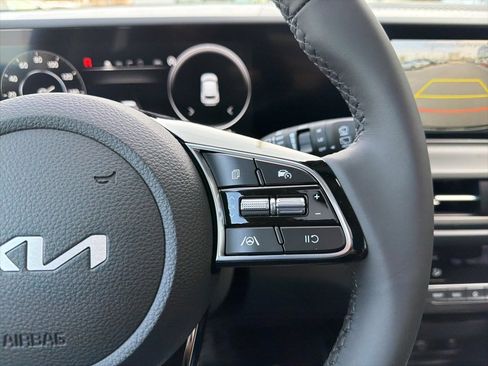 New 2026 Kia Seltos EX image 37