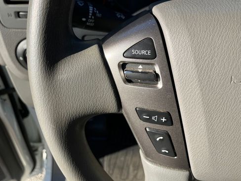 Used 2021 Nissan NV 2500 SV image 17