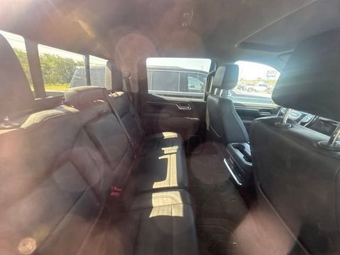 Used 2023 GMC Sierra 1500 SLT w/ SLT Premium Package AWD/4WD image 10