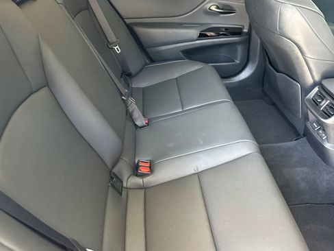 Used 2024 Lexus ES 350 w/ Premium Package FWD image 29