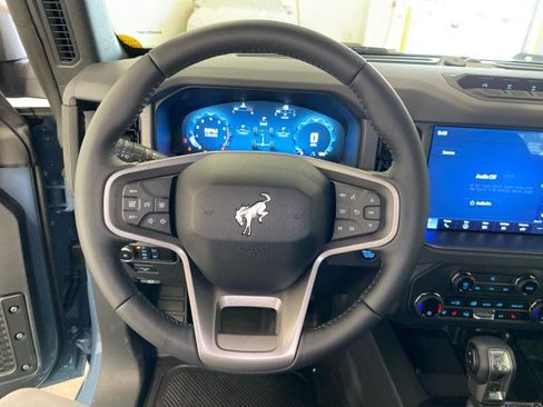 New 2025 Ford Bronco Badlands AWD/4WD image 18