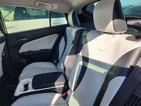 Used 2017 Toyota Prius Prime Advanced w/ Carpet Mat Package image 22