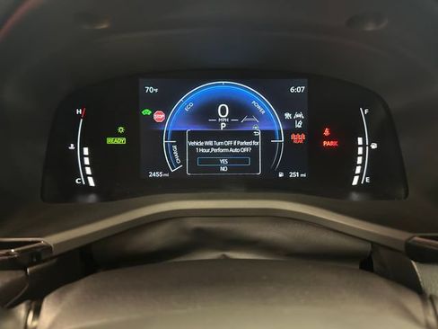 Used 2025 Toyota Camry LE w/ Convenience Package AWD/4WD image 19