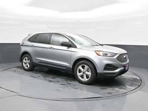 Used 2023 Ford Edge SE image 1