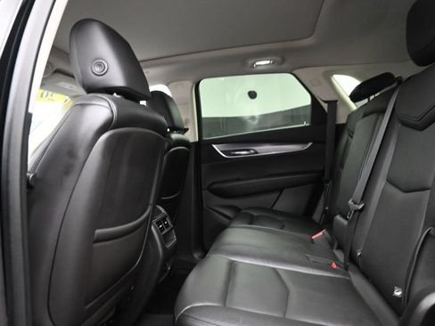 Used 2019 Cadillac XT5 Luxury AWD/4WD image 12