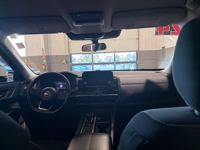 Certified 2024 Nissan Pathfinder SV AWD/4WD image 15