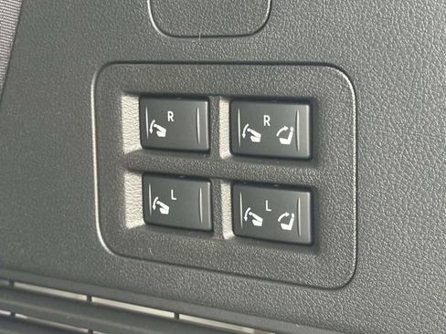 New 2026 Nissan Armada Platinum image 13