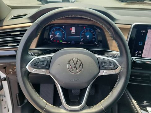 Used 2024 Volkswagen Atlas SE FWD image 14