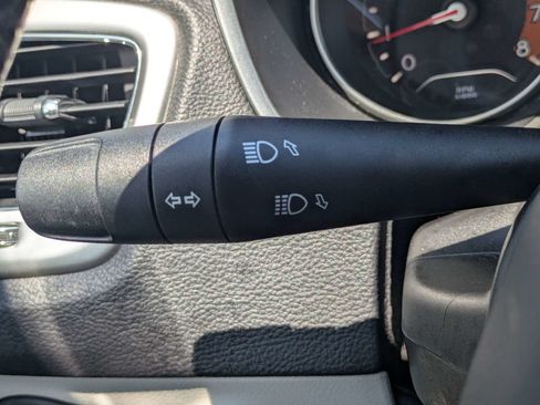 Used 2018 Jeep Compass Latitude w/ Popular Equipment Group FWD image 29