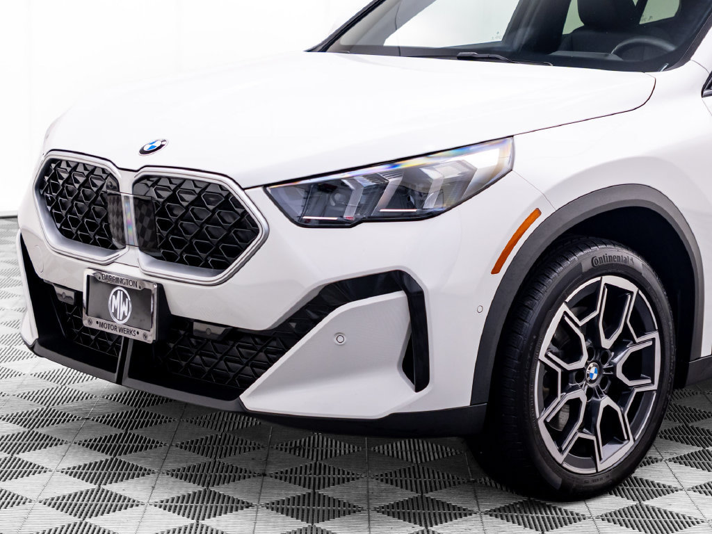 Used 2026 BMW X2 xDrive28i w/ Technology Package AWD/4WD image 36