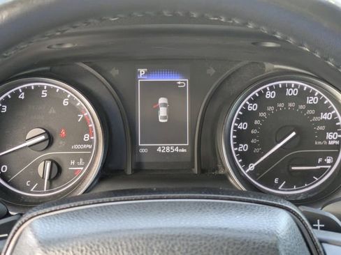 Used 2024 Toyota Camry SE image 20